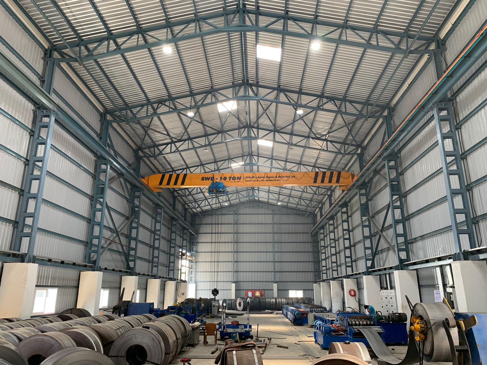 Workshop gantry columns